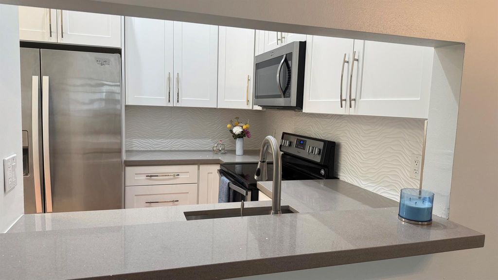 Photo of 5438 Verona Drive #I, Boynton Beach, FL 33437 (MLS # R11121848)