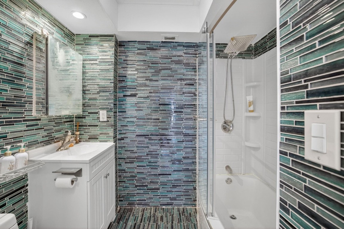 THE VILLAGE BY THE SEA - Residential