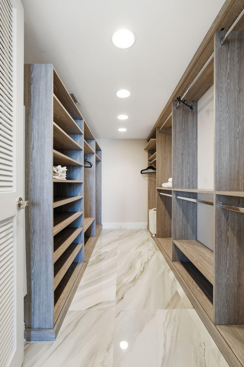 PATRICIAN OF PALM BEACH CONDO - Residential Lease