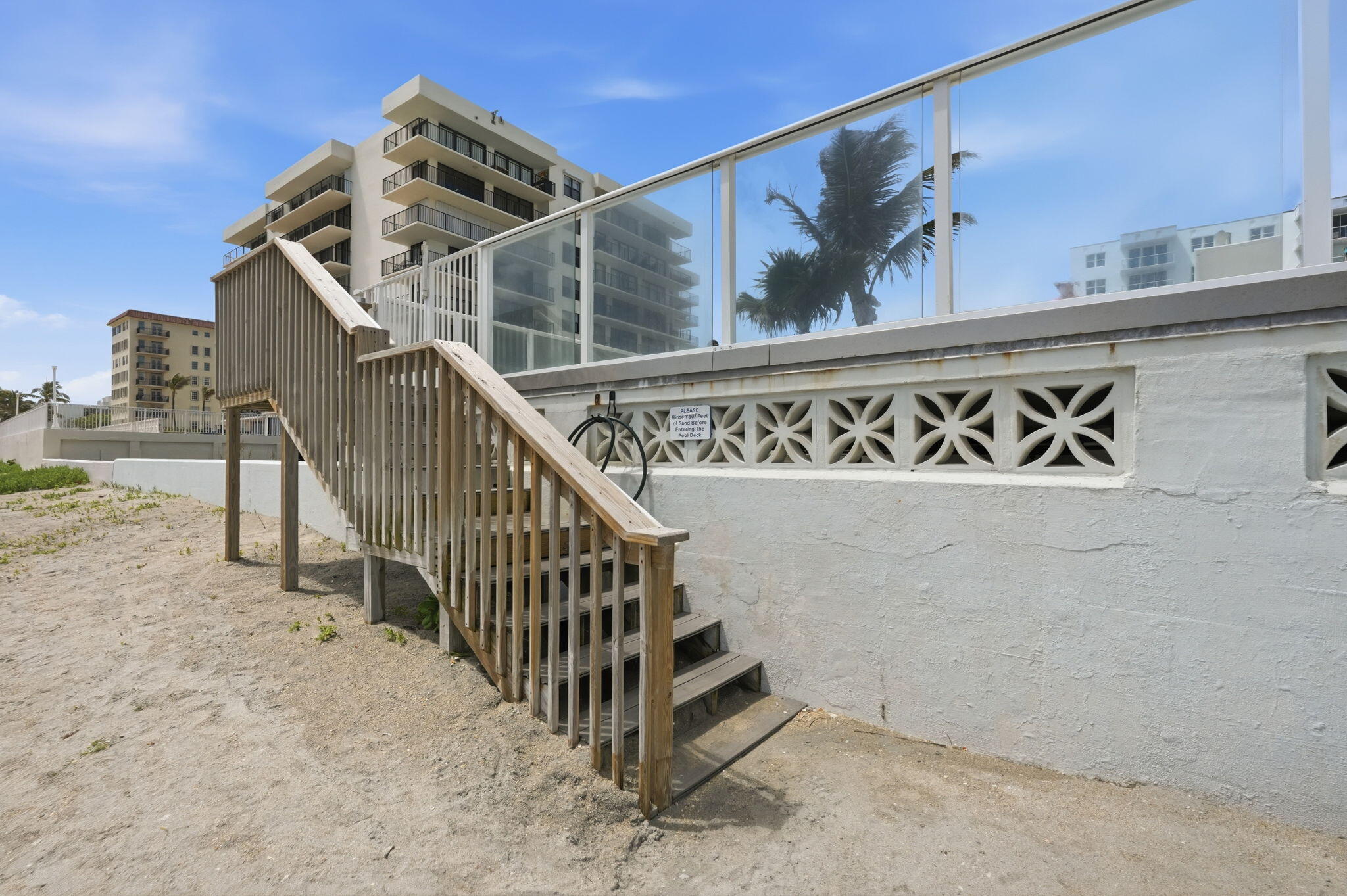 PATRICIAN OF PALM BEACH CONDO - Residential Lease