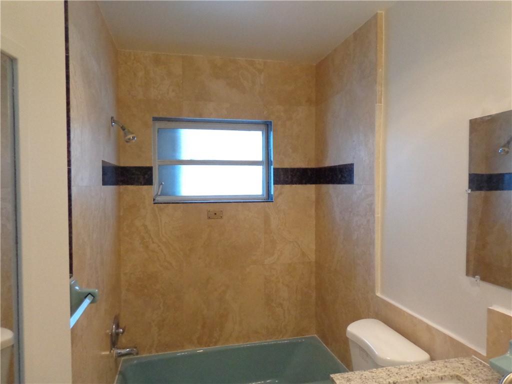 DELL MANOR CONDO - Residential Lease