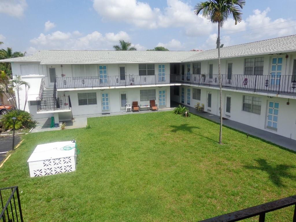 DELL MANOR CONDO - Residential Lease