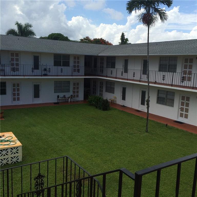 DELL MANOR CONDO - Residential Lease