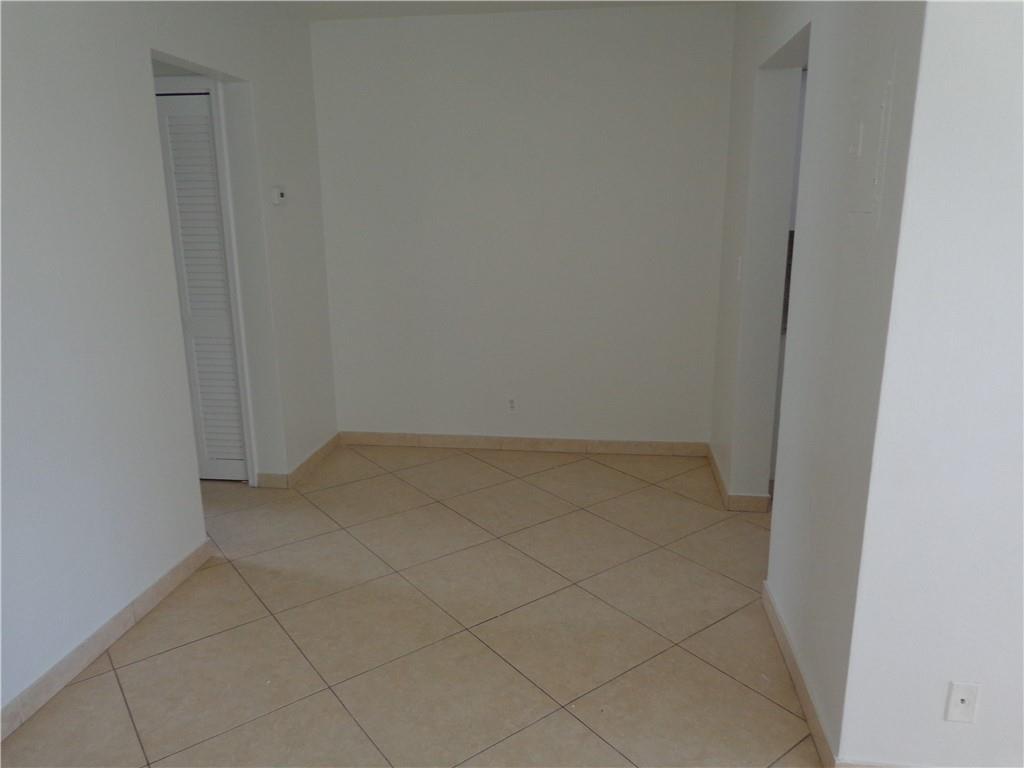 DELL MANOR CONDO - Residential Lease