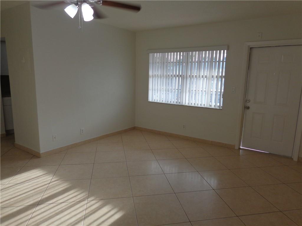 DELL MANOR CONDO - Residential Lease