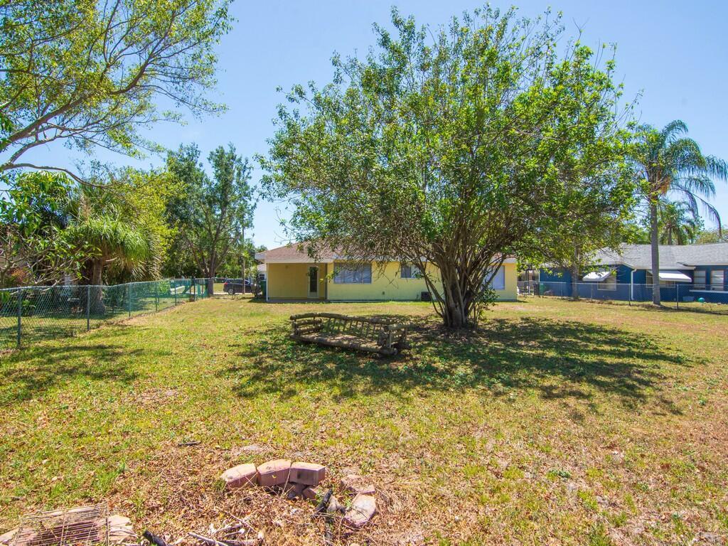 PORT ST LUCIE SECTION 42 - Residential Lease