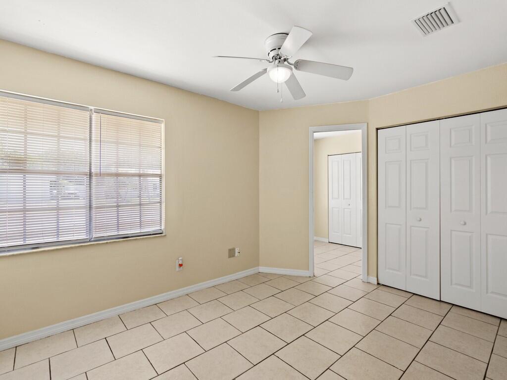 PORT ST LUCIE SECTION 42 - Residential Lease