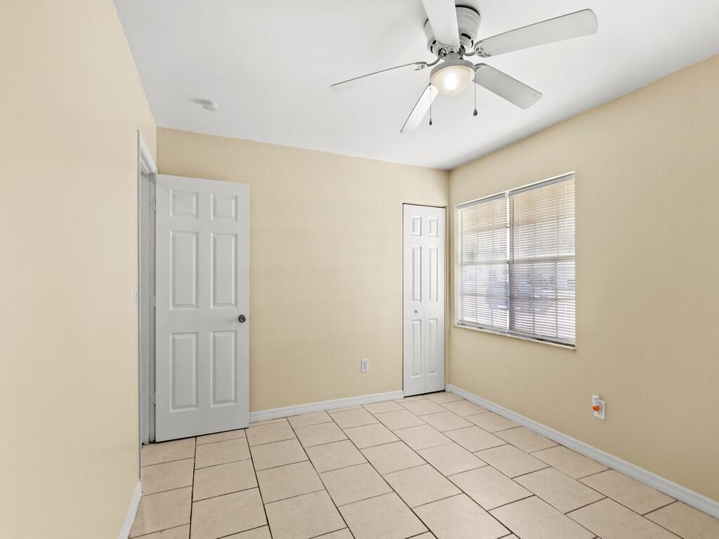 PORT ST LUCIE SECTION 42 - Residential Lease