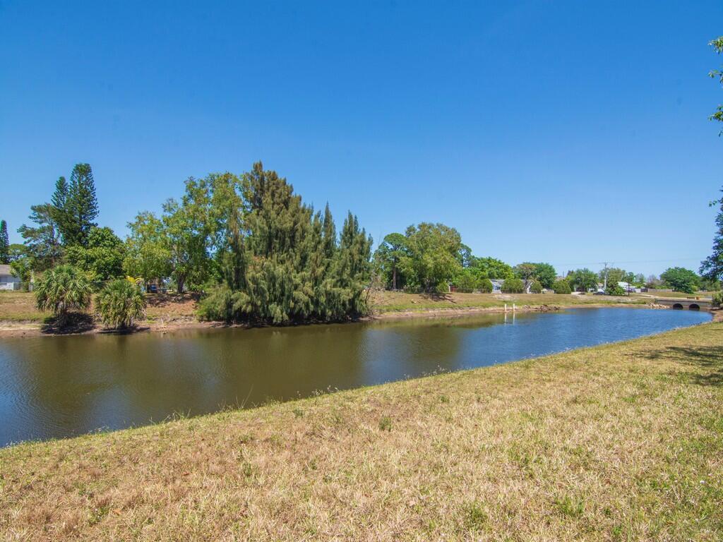 PORT ST LUCIE SECTION 42 - Residential Lease