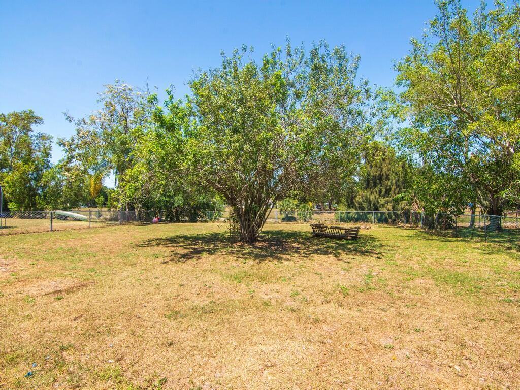 PORT ST LUCIE SECTION 42 - Residential Lease