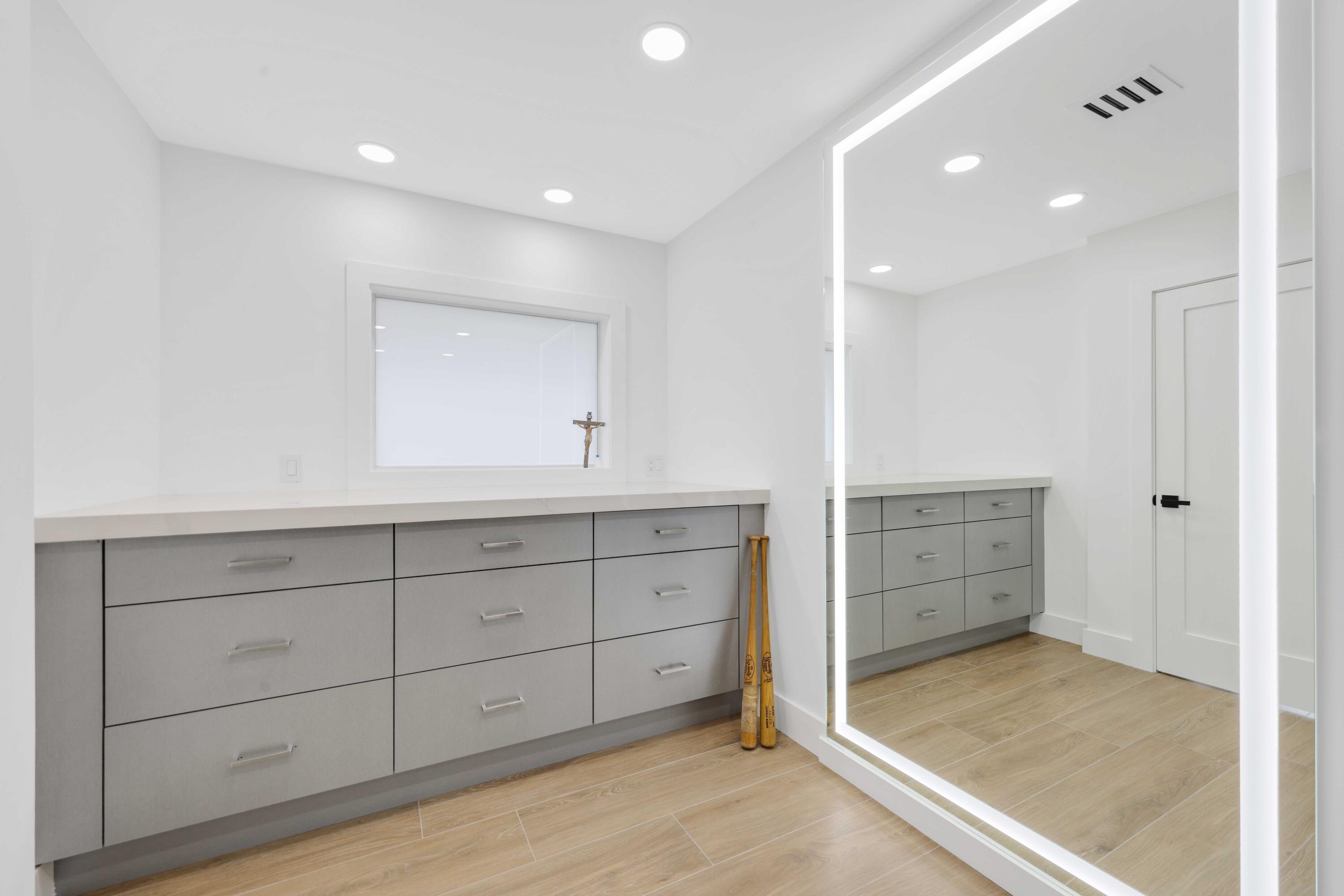 DELRAY ISLE - Residential