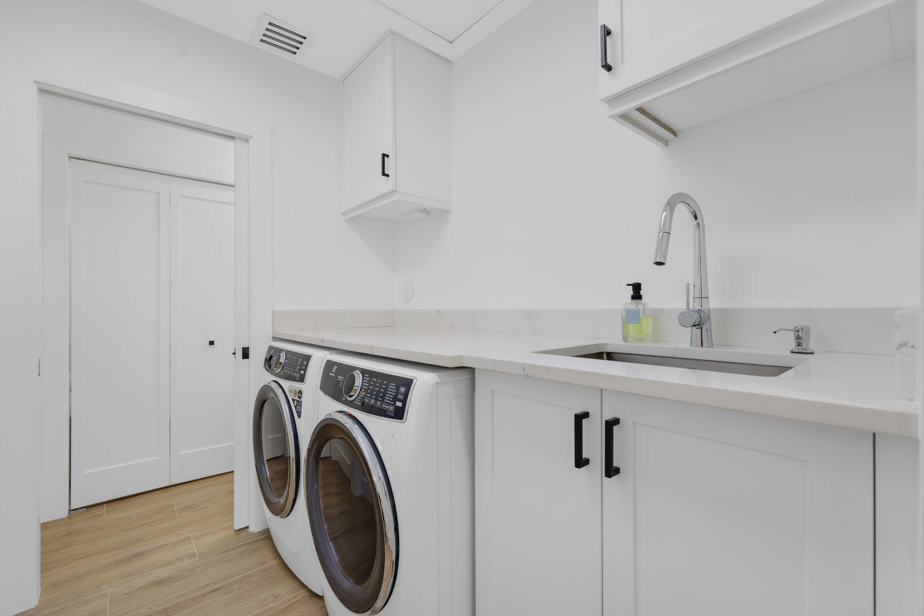 DELRAY ISLE - Residential