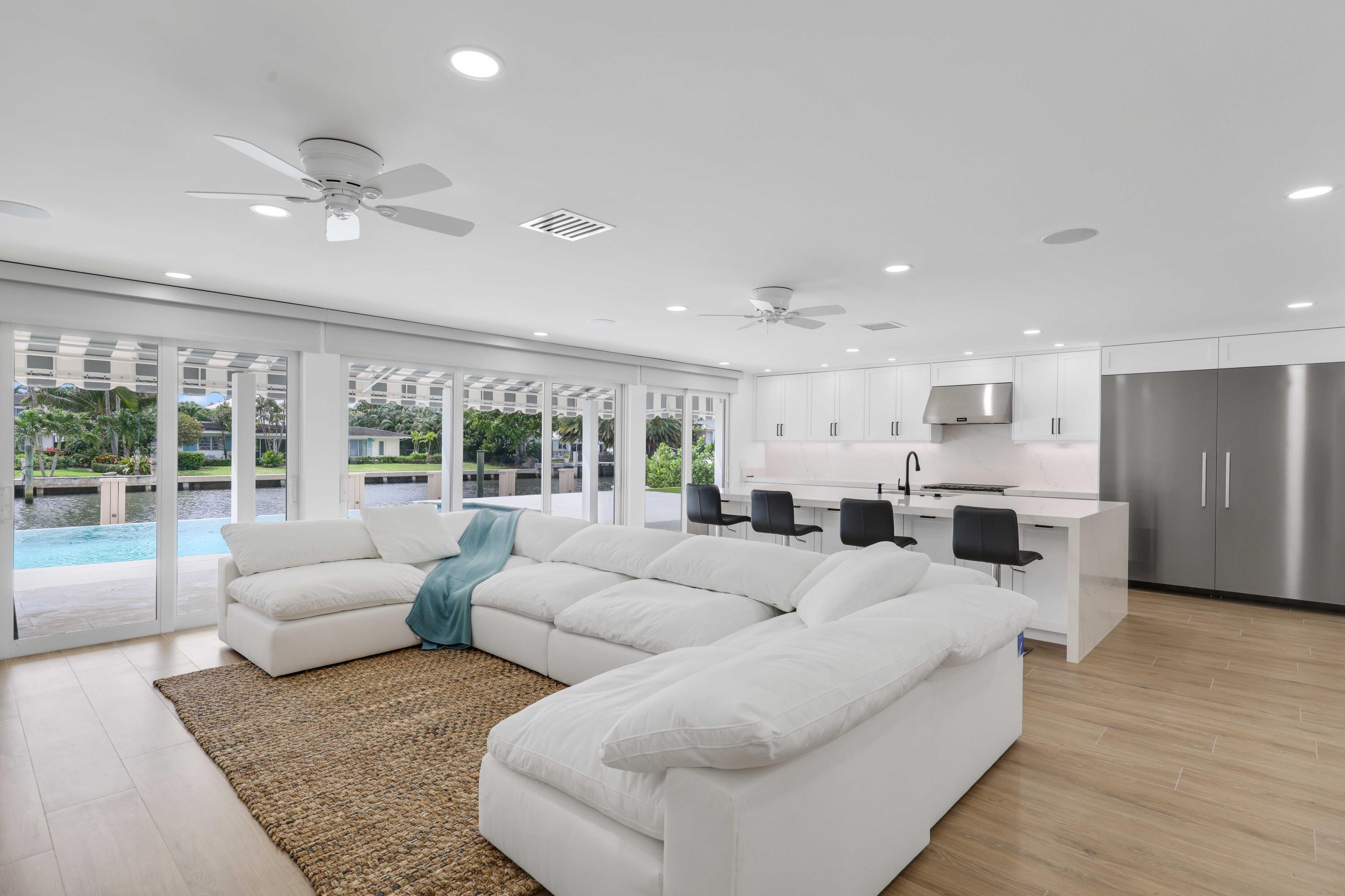 DELRAY ISLE - Residential