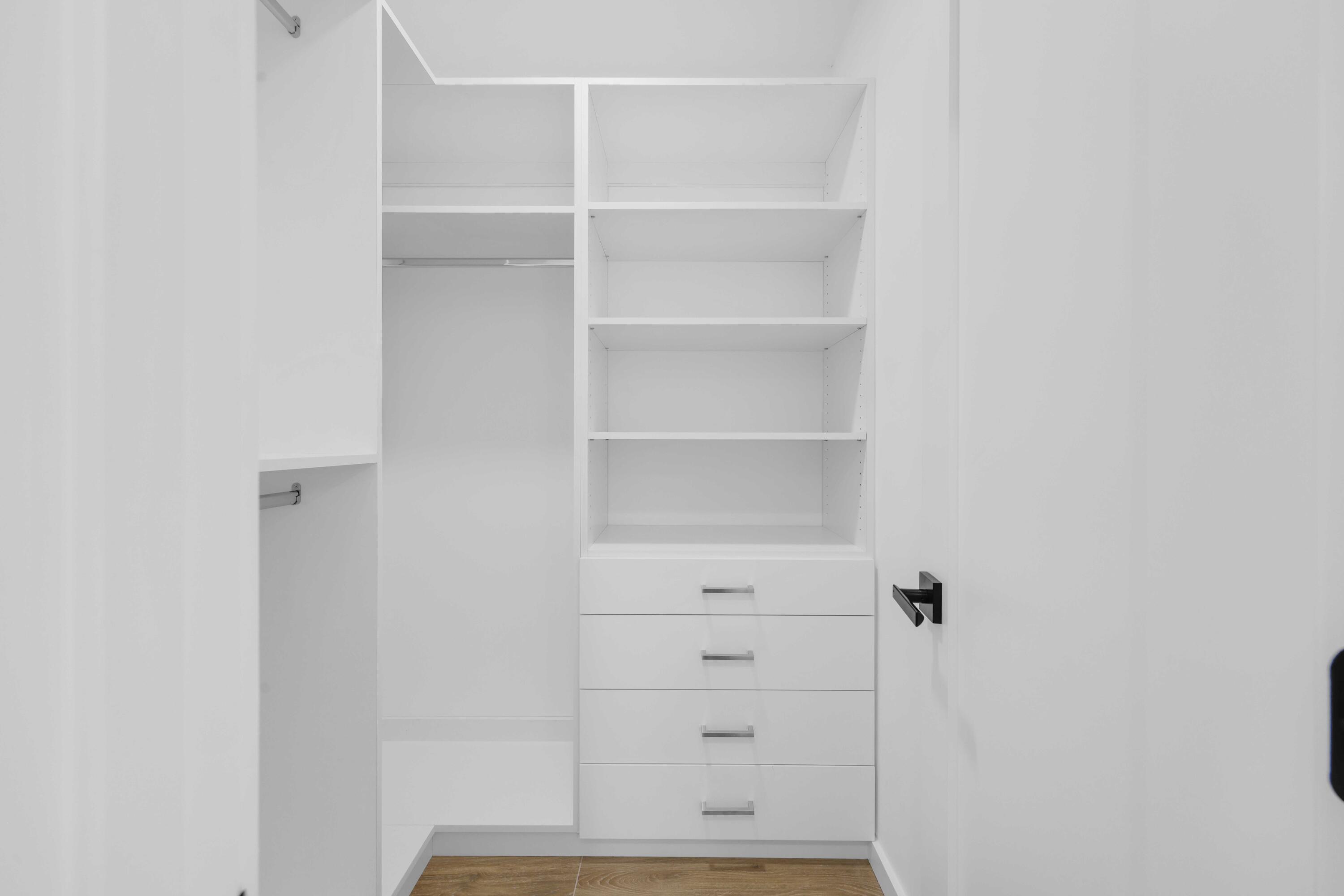 DELRAY ISLE - Residential