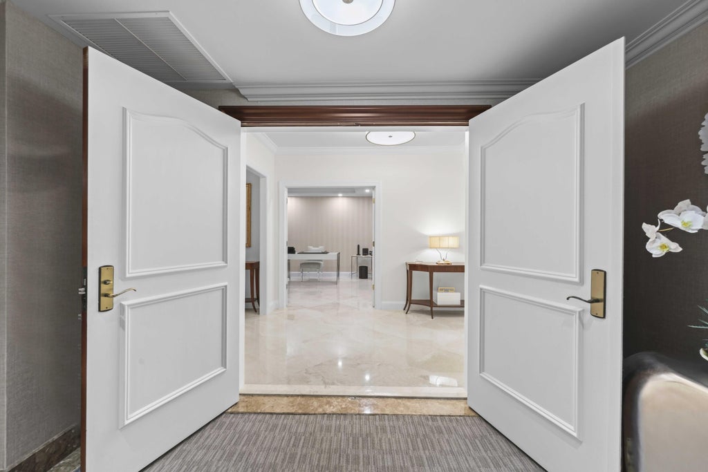 Photo of 400 S Ocean Boulevard #25, Boca Raton, FL 33432 (MLS # B26079220)