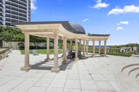 Tiny photo for 400 S Ocean Boulevard #25, Boca Raton, FL 33432 (MLS # B26079220)