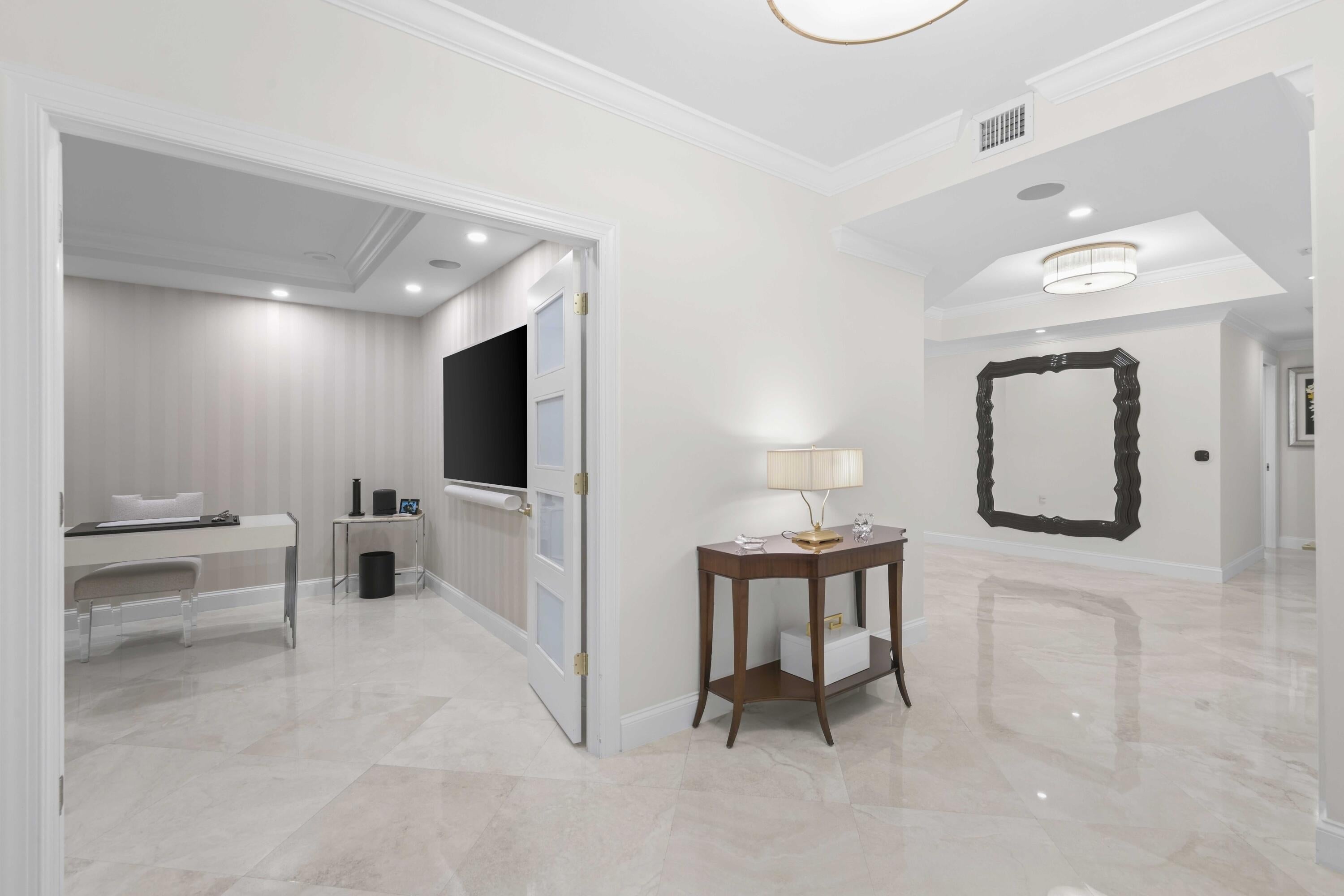 400 S Ocean Boulevard 25