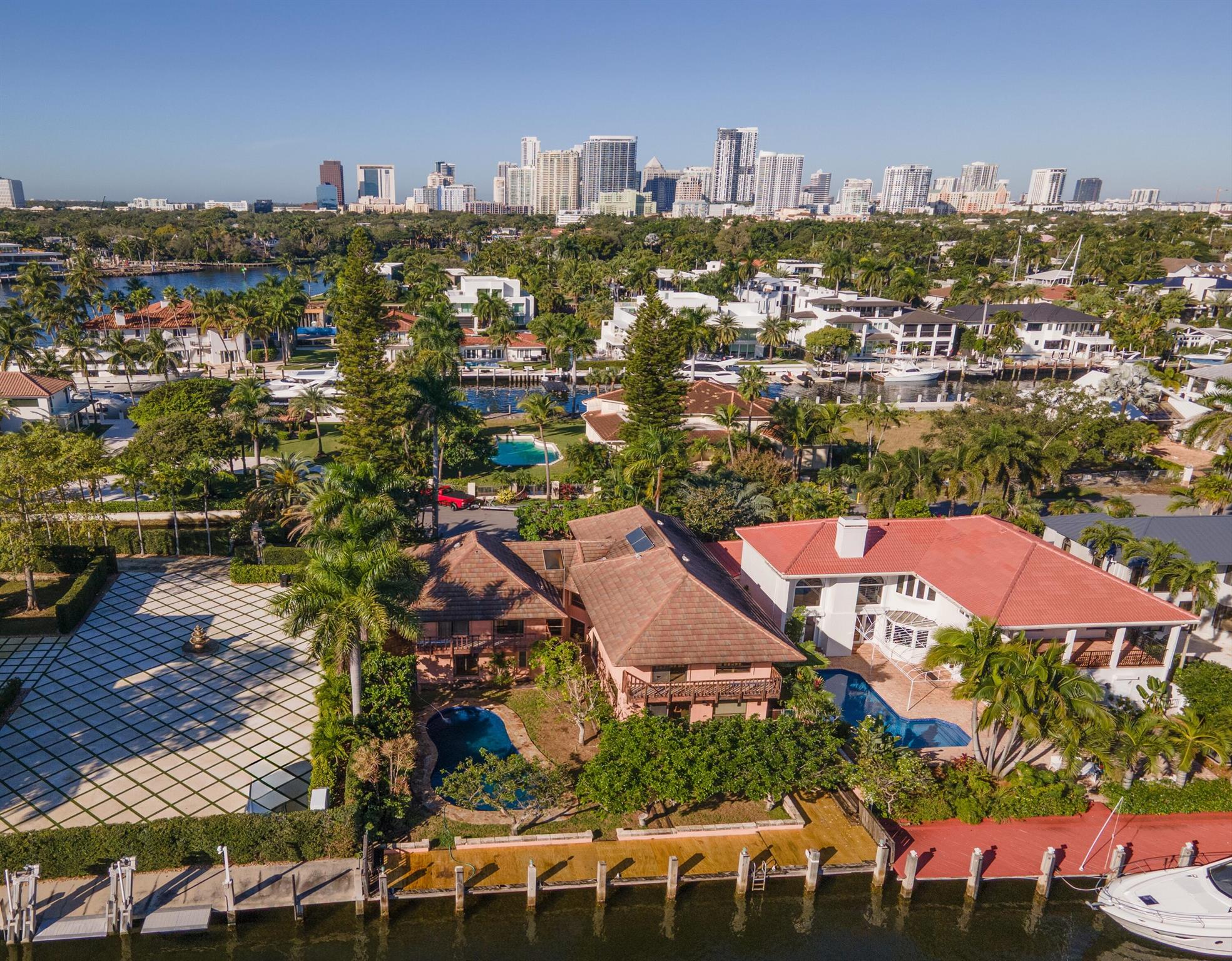 VENICE RESUB OF BLKS 5 & - Residential