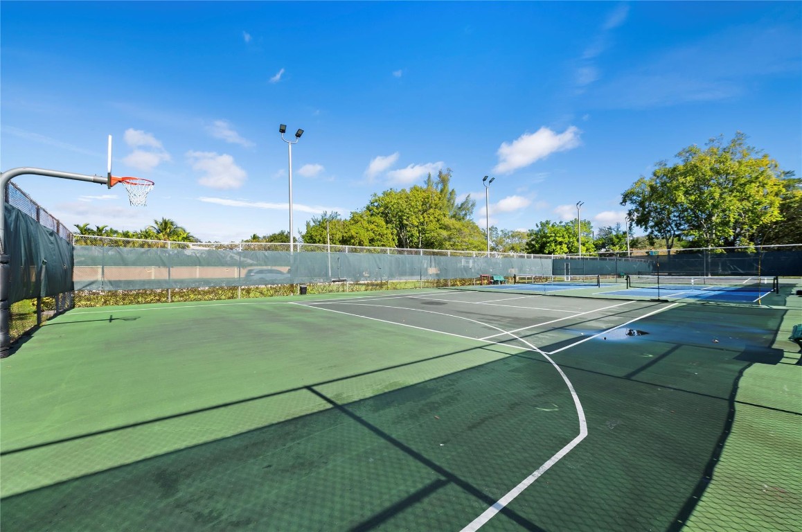 Pine Island Ridge - Residential