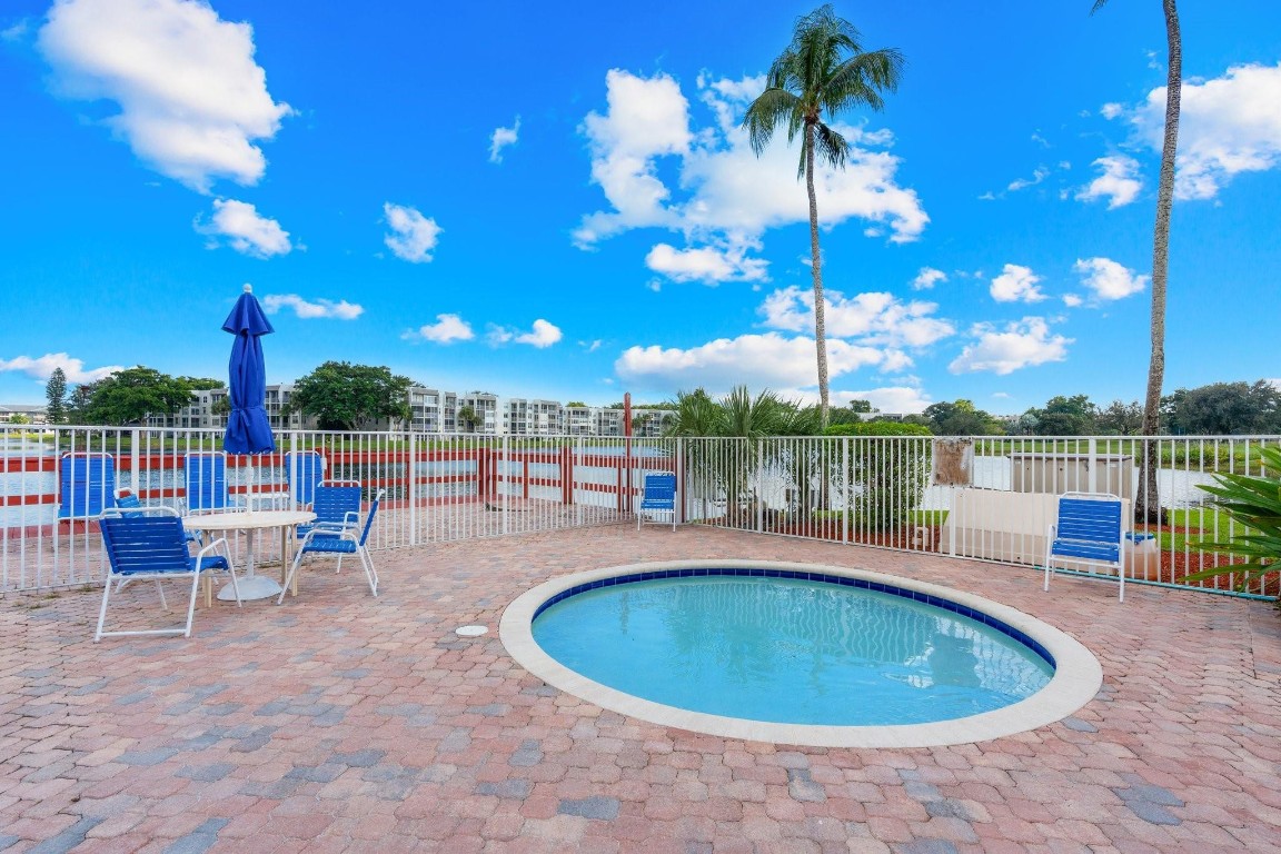 Pine Island Ridge - Residential