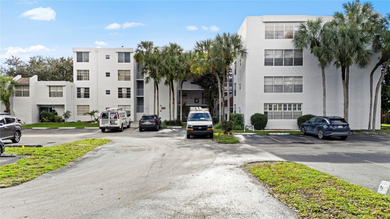 9470 Live Oak Place 409