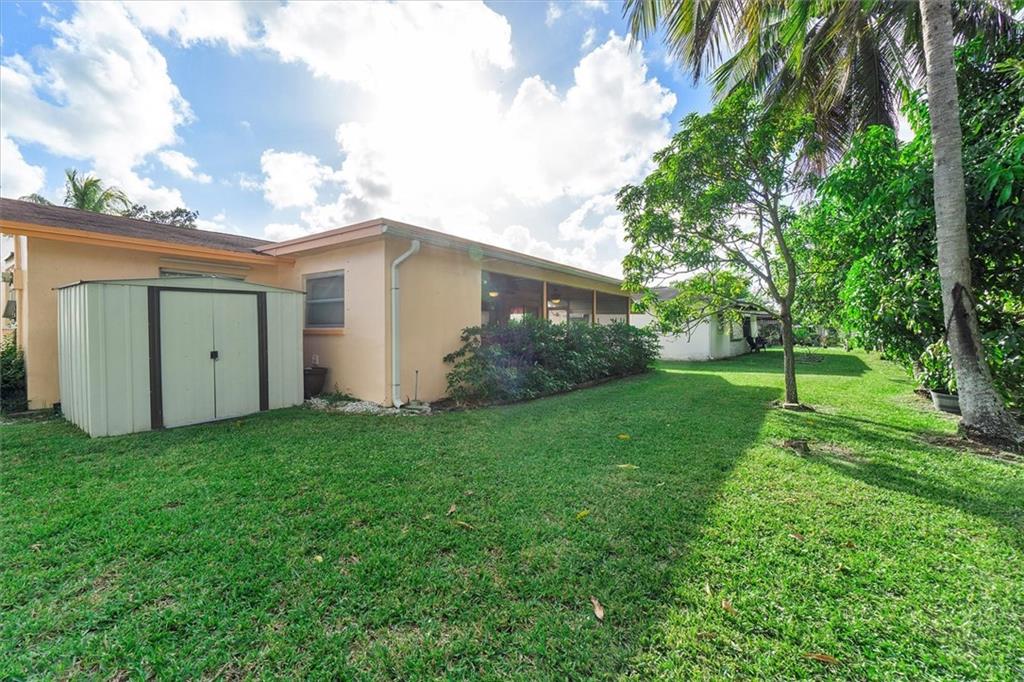 Mainlands Of Tamarac Lake - Residential
