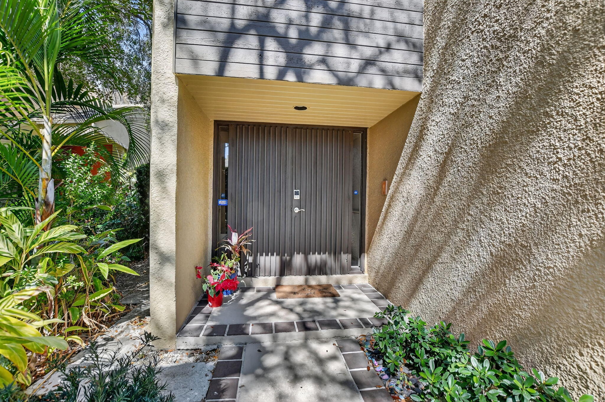 715 Saint Albans Drive