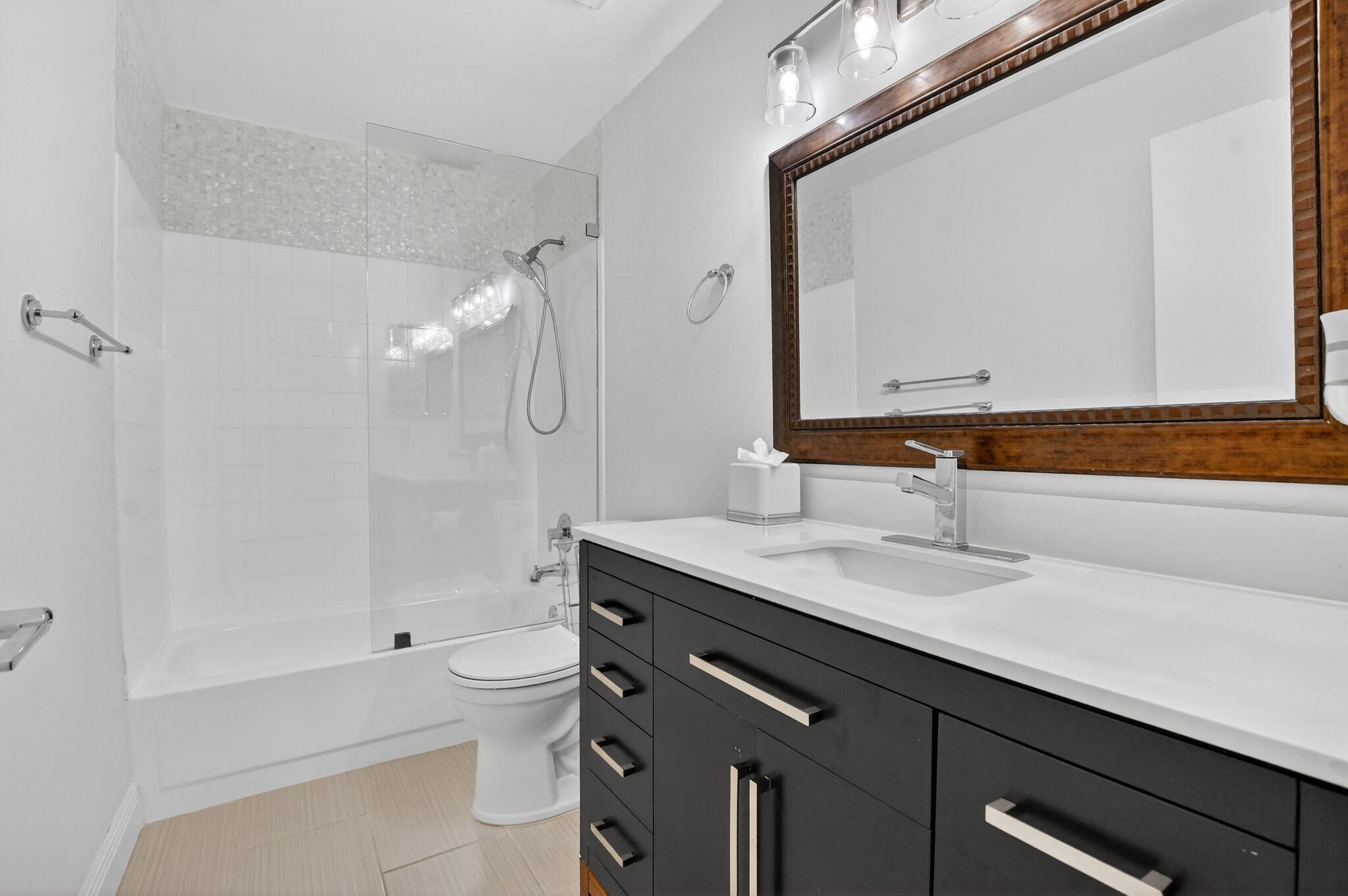 LANDS END - Residential