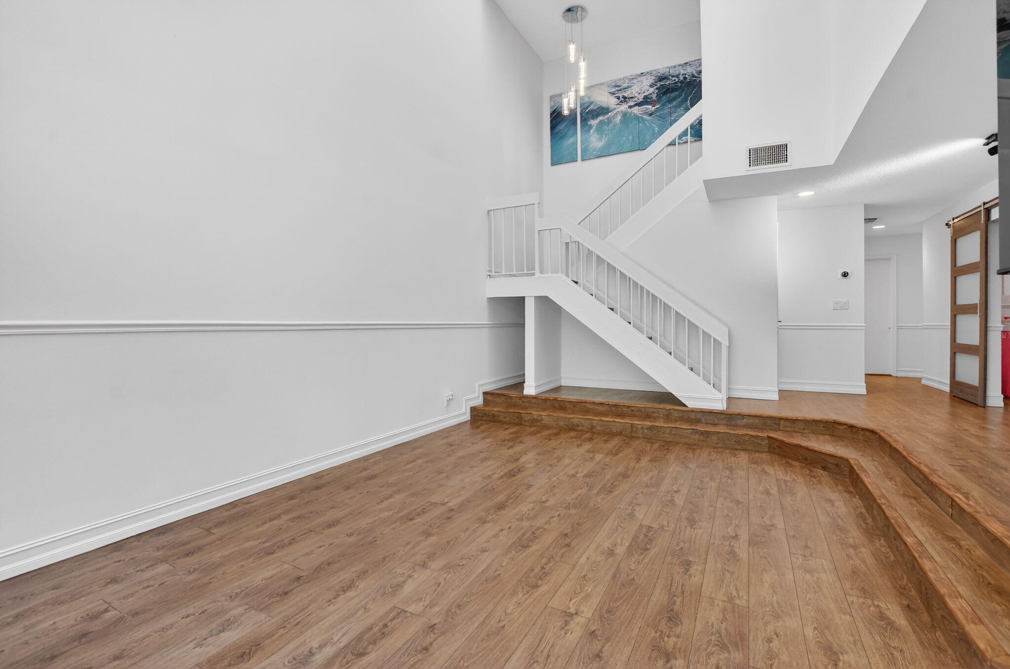 LANDS END - Residential