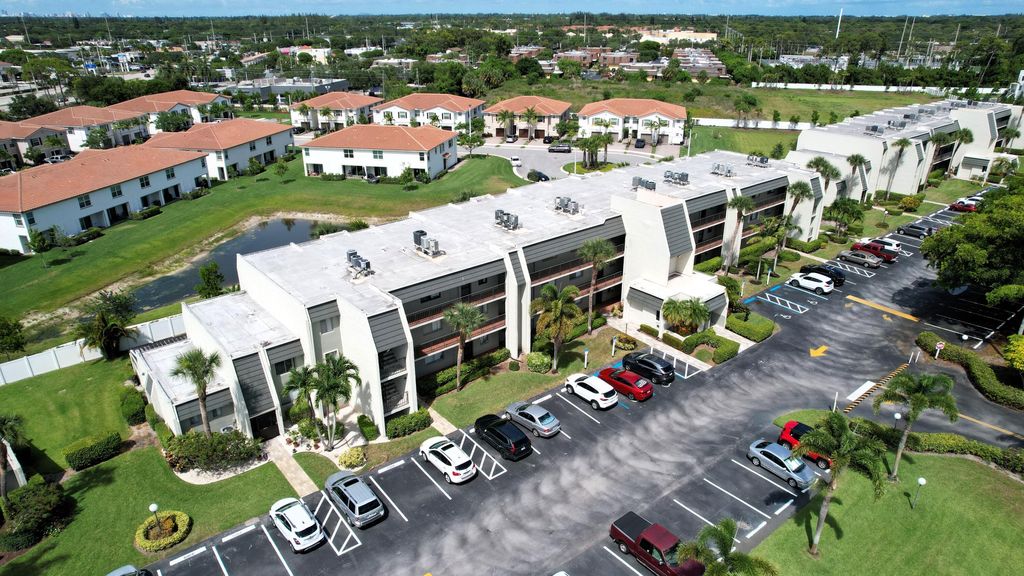 Photo of 4090 Tivoli Court #303, Lake Worth, FL 33467 (MLS # R11101625)