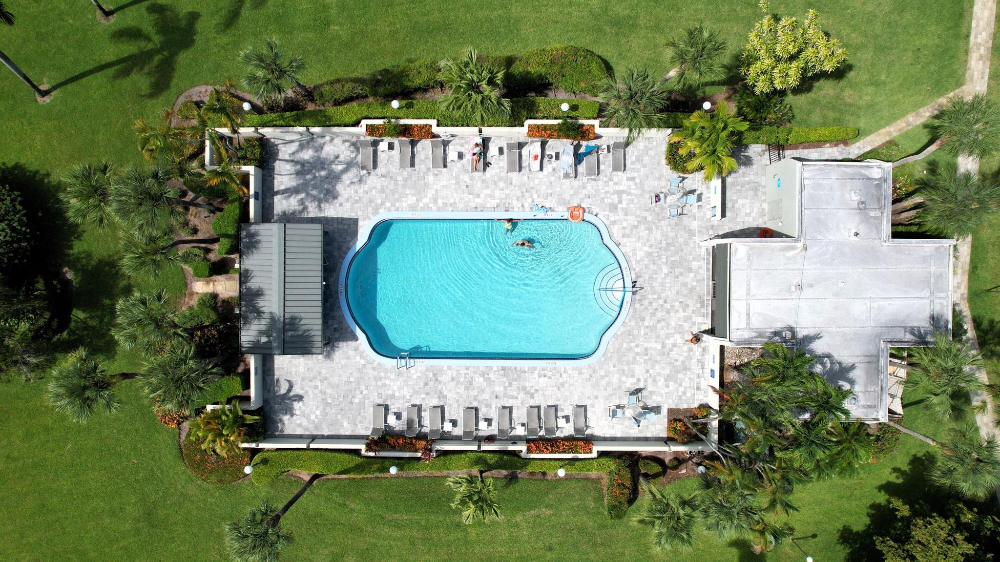 FOUNTAINS OF PALM BEACH CONDO 7 - Residential