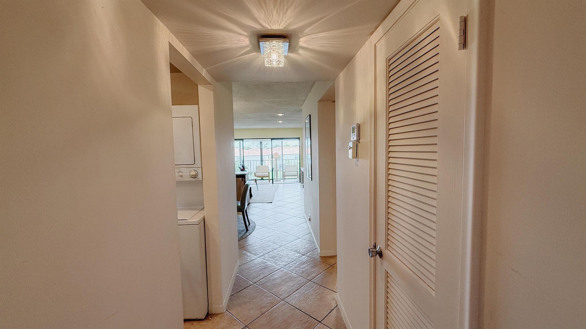 FOUNTAINS OF PALM BEACH CONDO 7 - Residential