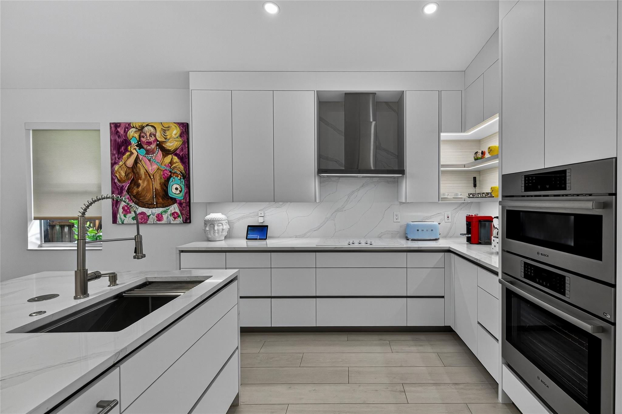 Petite - Residential