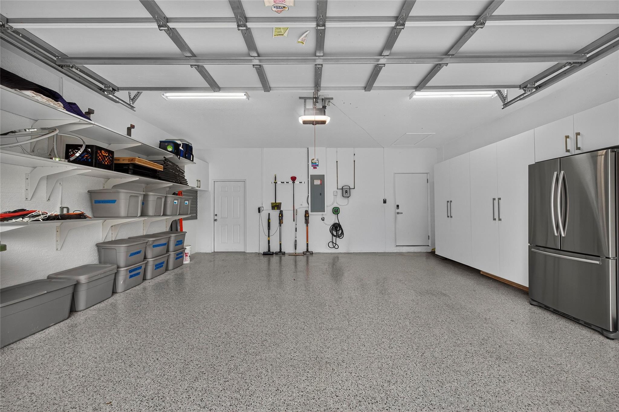 Petite - Residential