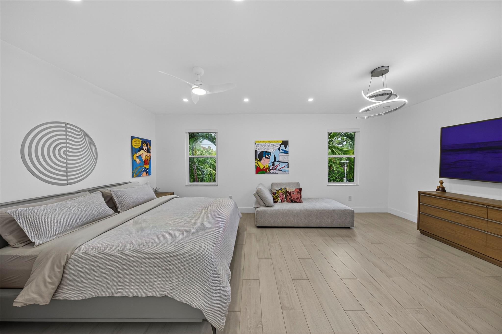 Petite - Residential