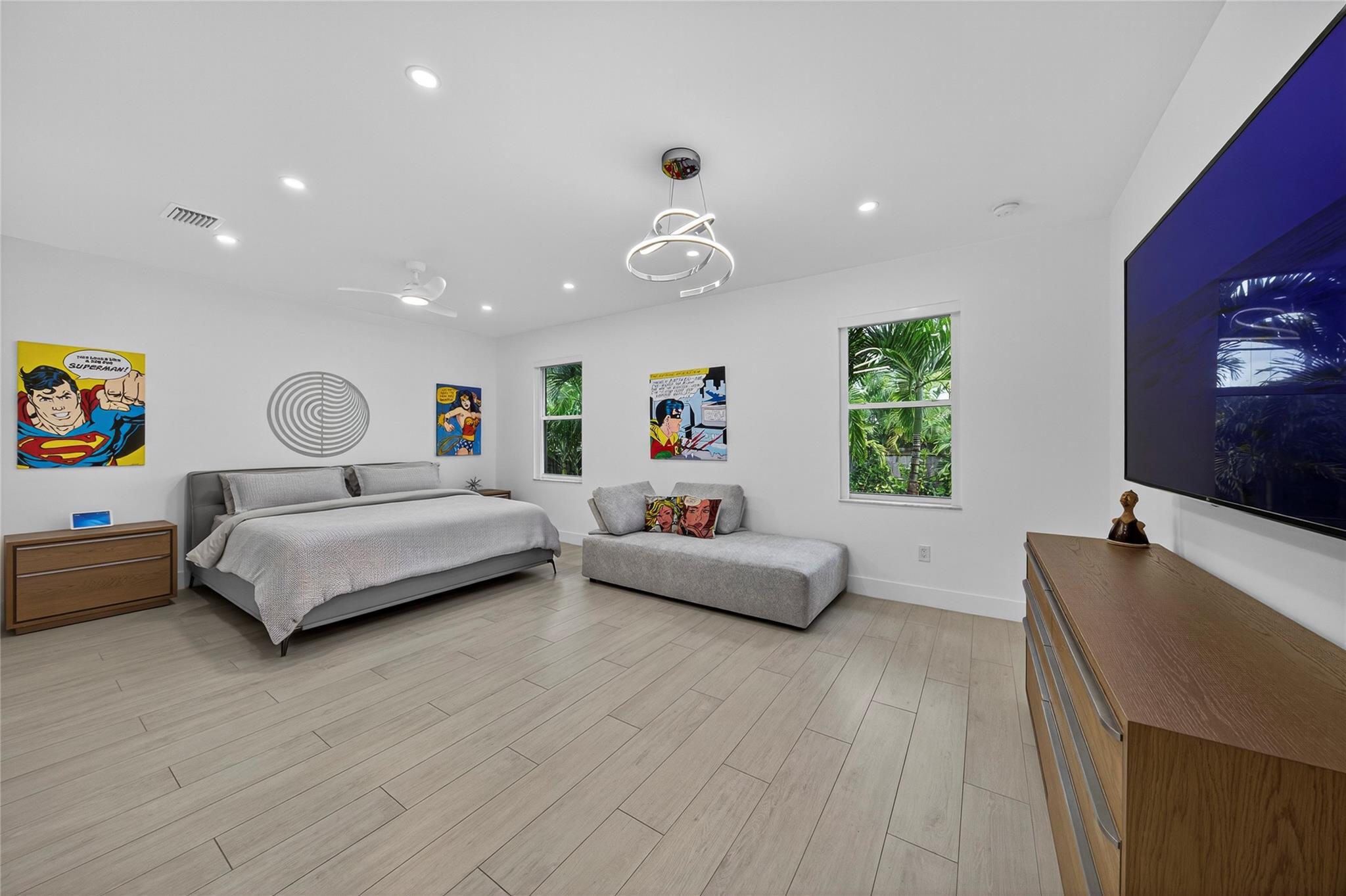 Petite - Residential