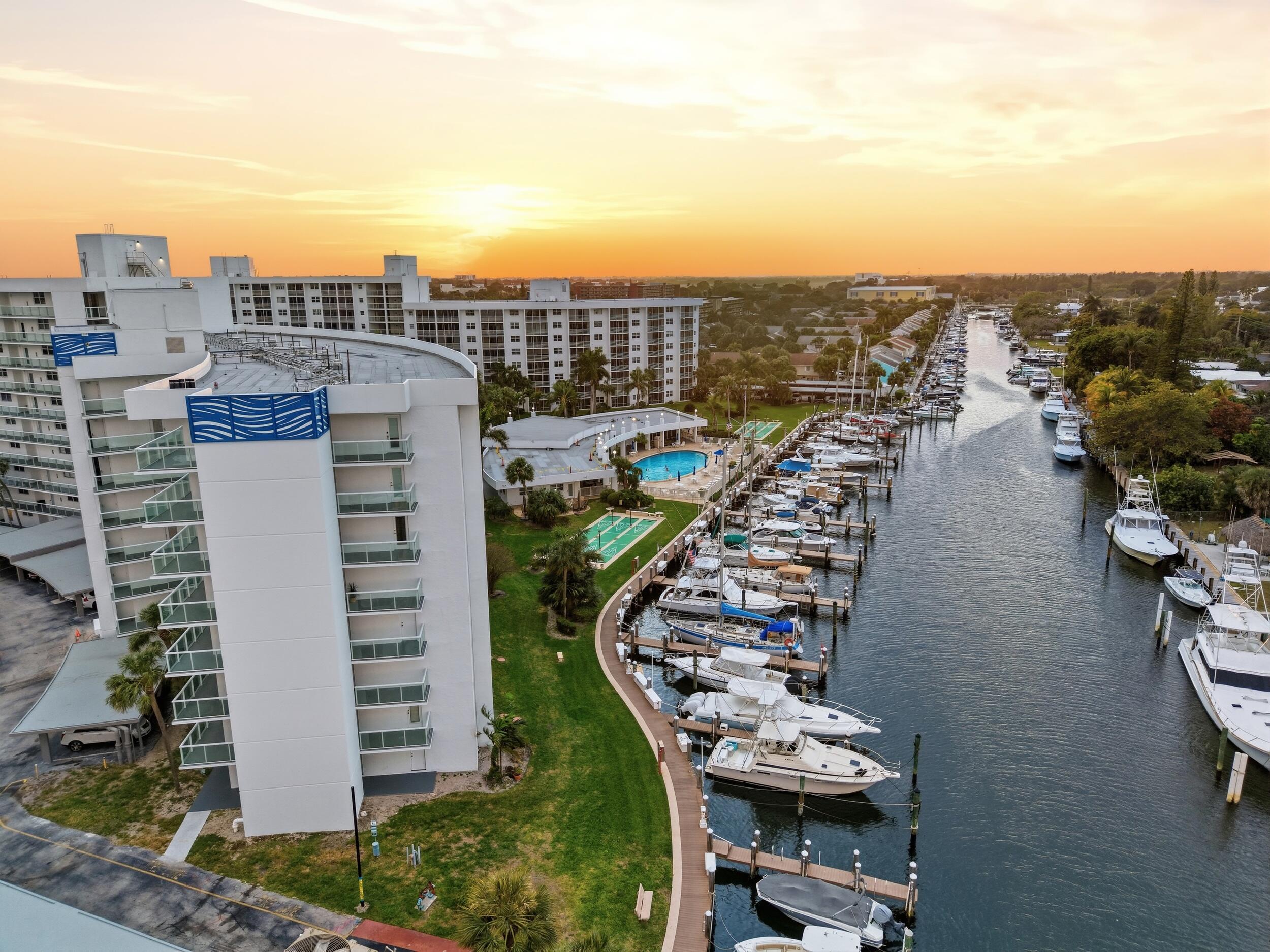 2731 NE 14th St Causeway 837