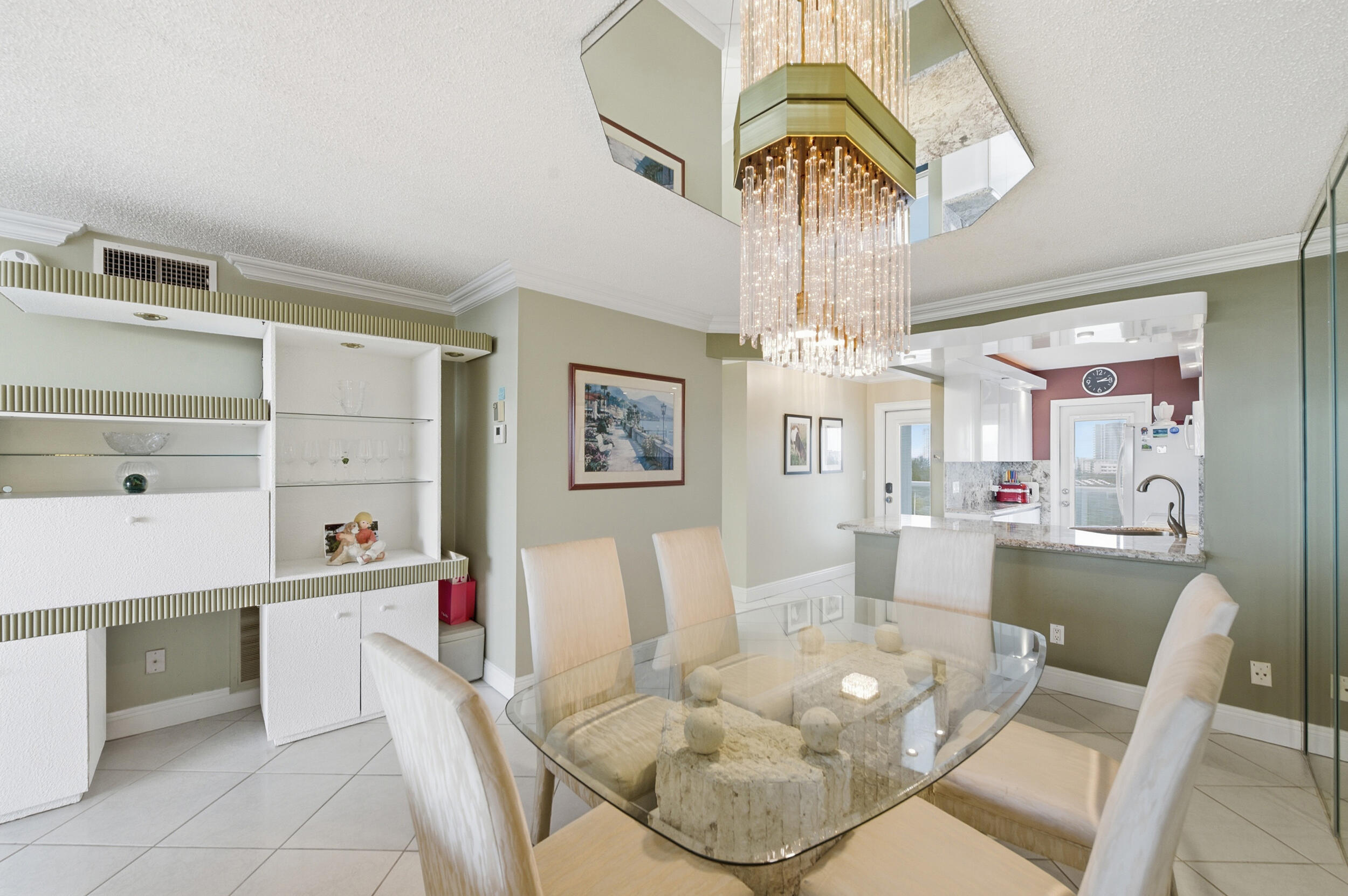 GARDEN-AIRE VILLAGE - Residential