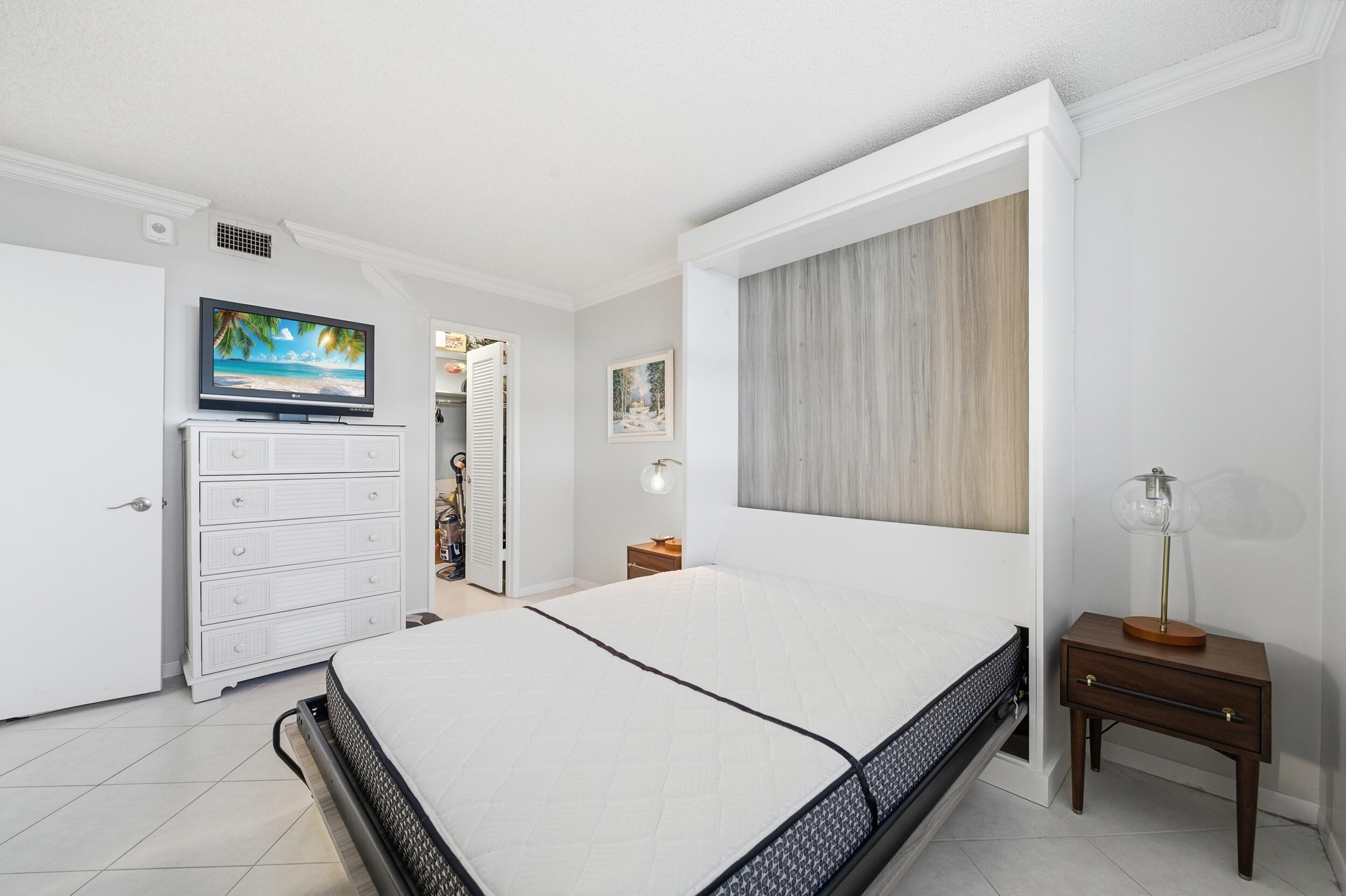 GARDEN-AIRE VILLAGE - Residential