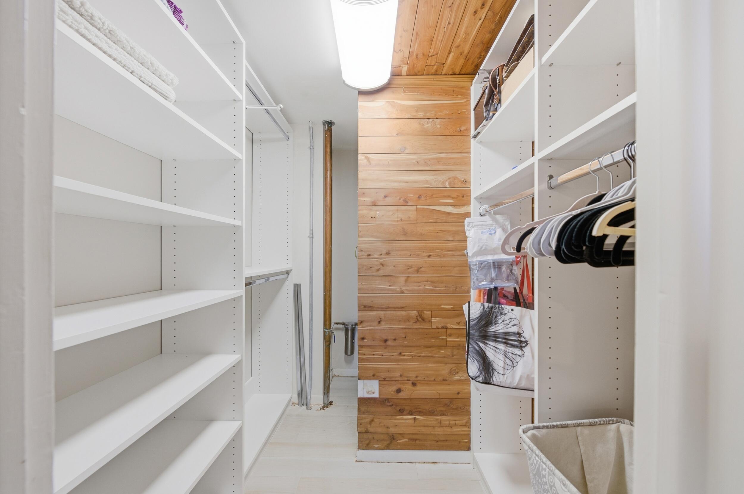 GARDEN-AIRE VILLAGE - Residential