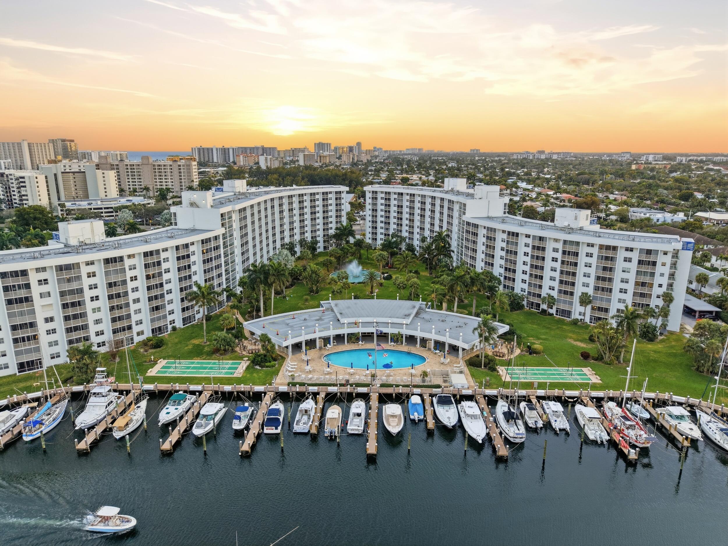 2731 NE 14th St Causeway 837