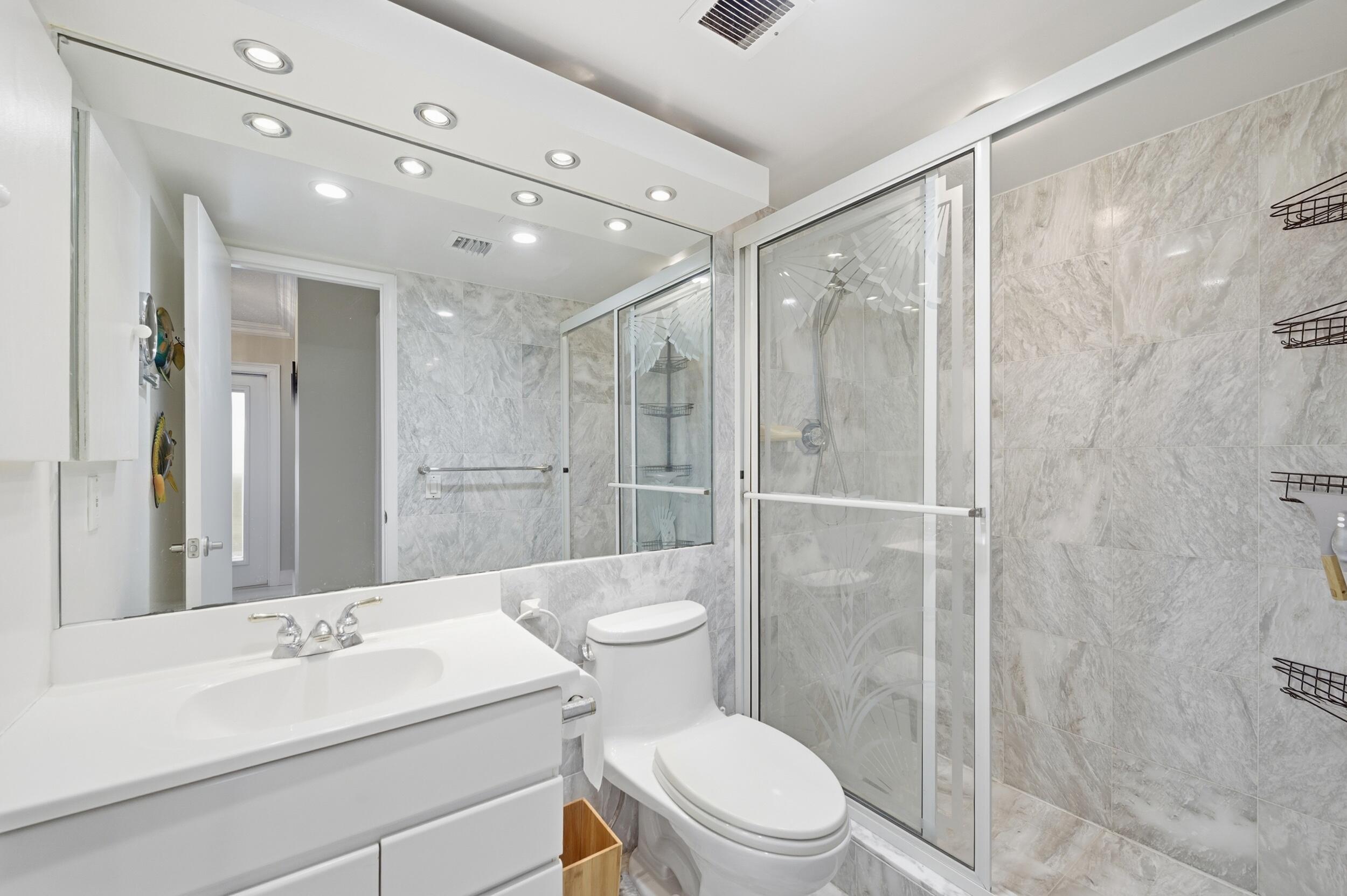 GARDEN-AIRE VILLAGE - Residential