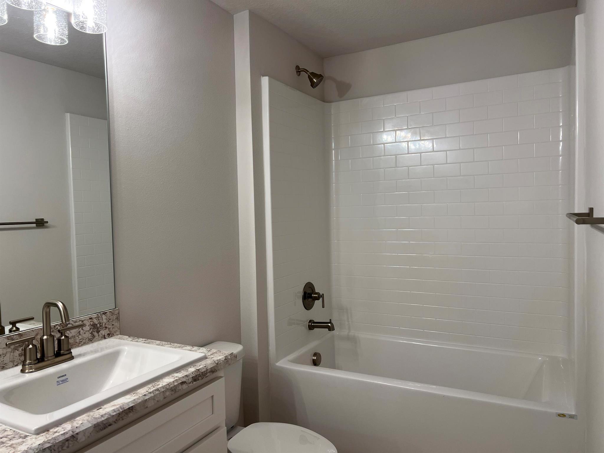 WATERSTONE PHASE FOUR - Residential Lease