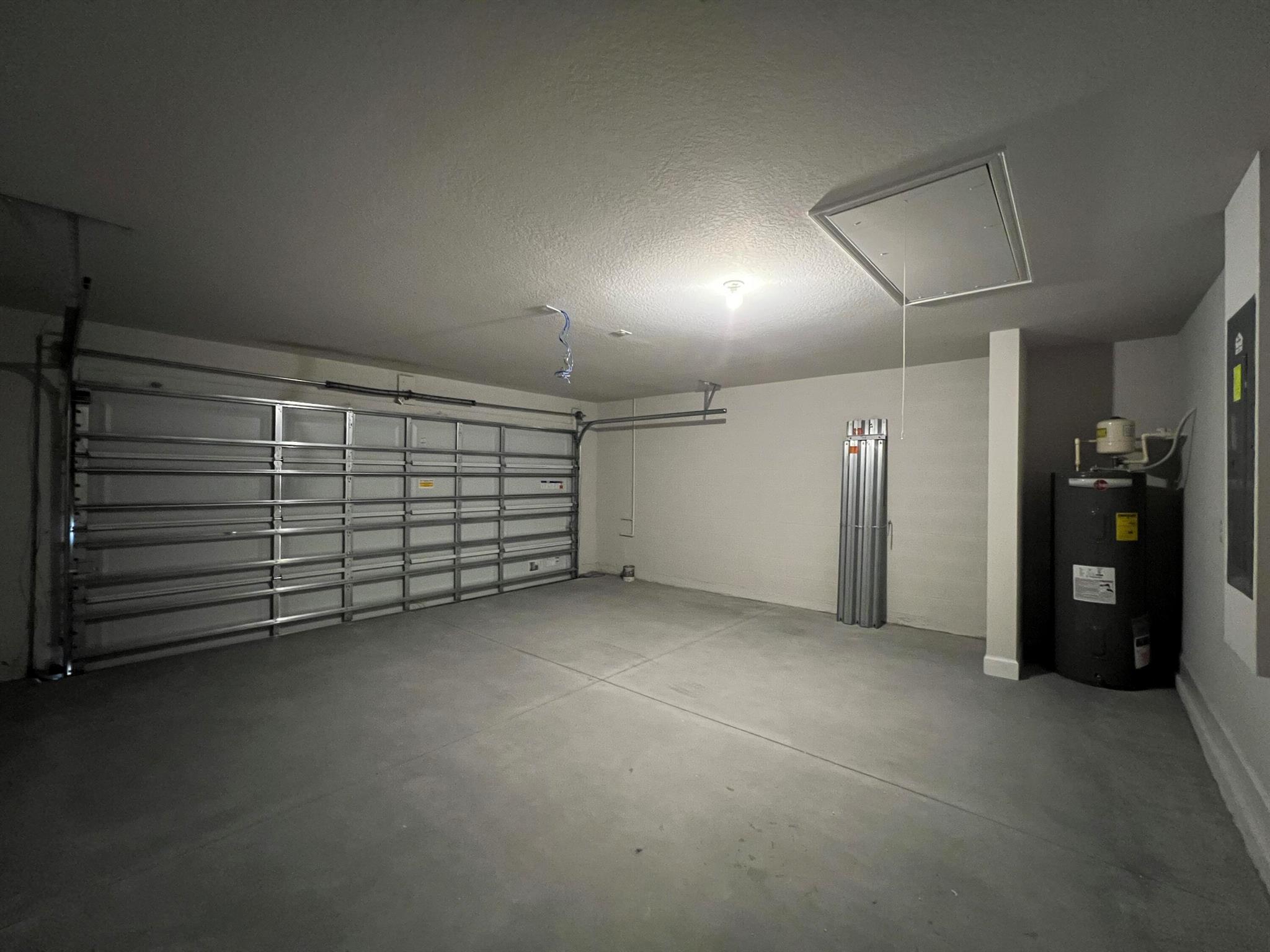 WATERSTONE PHASE FOUR - Residential Lease