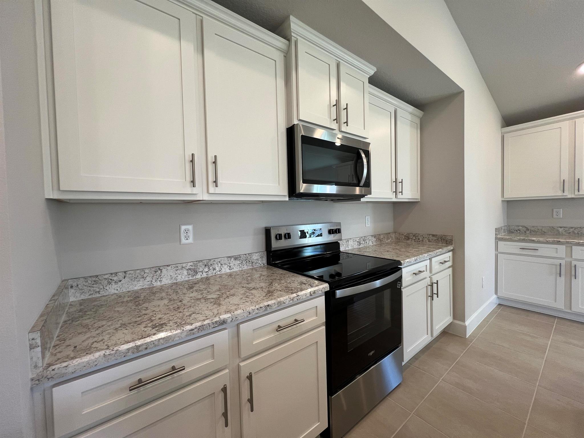 WATERSTONE PHASE FOUR - Residential Lease