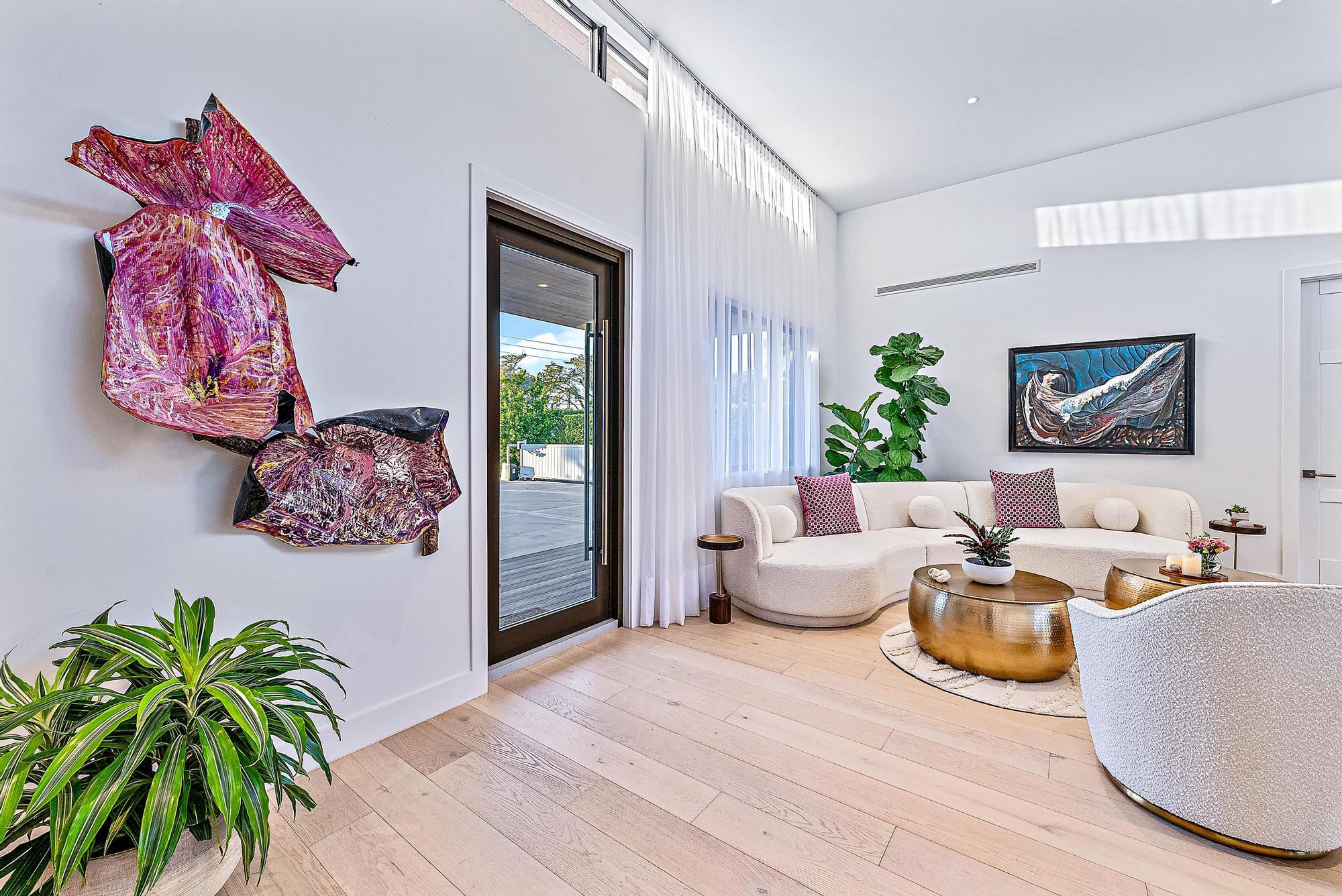 MIRAMAR SHORES - Residential