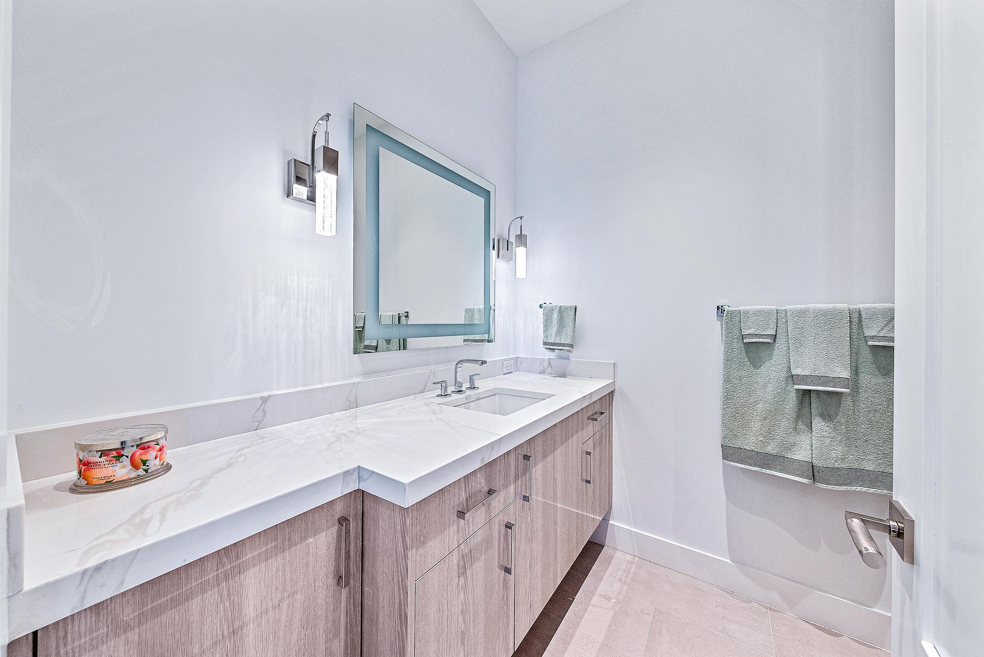 MIRAMAR SHORES - Residential