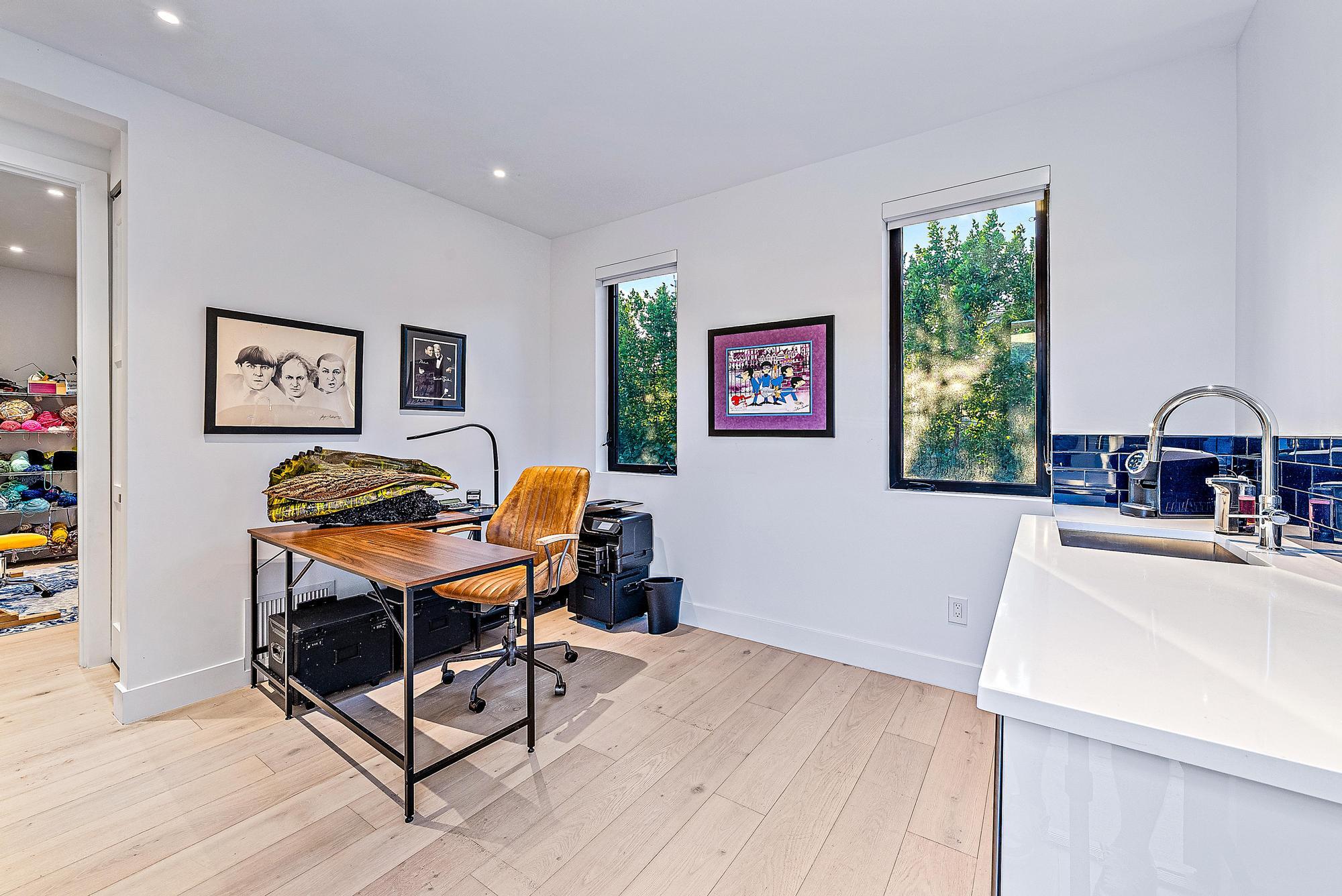 MIRAMAR SHORES - Residential