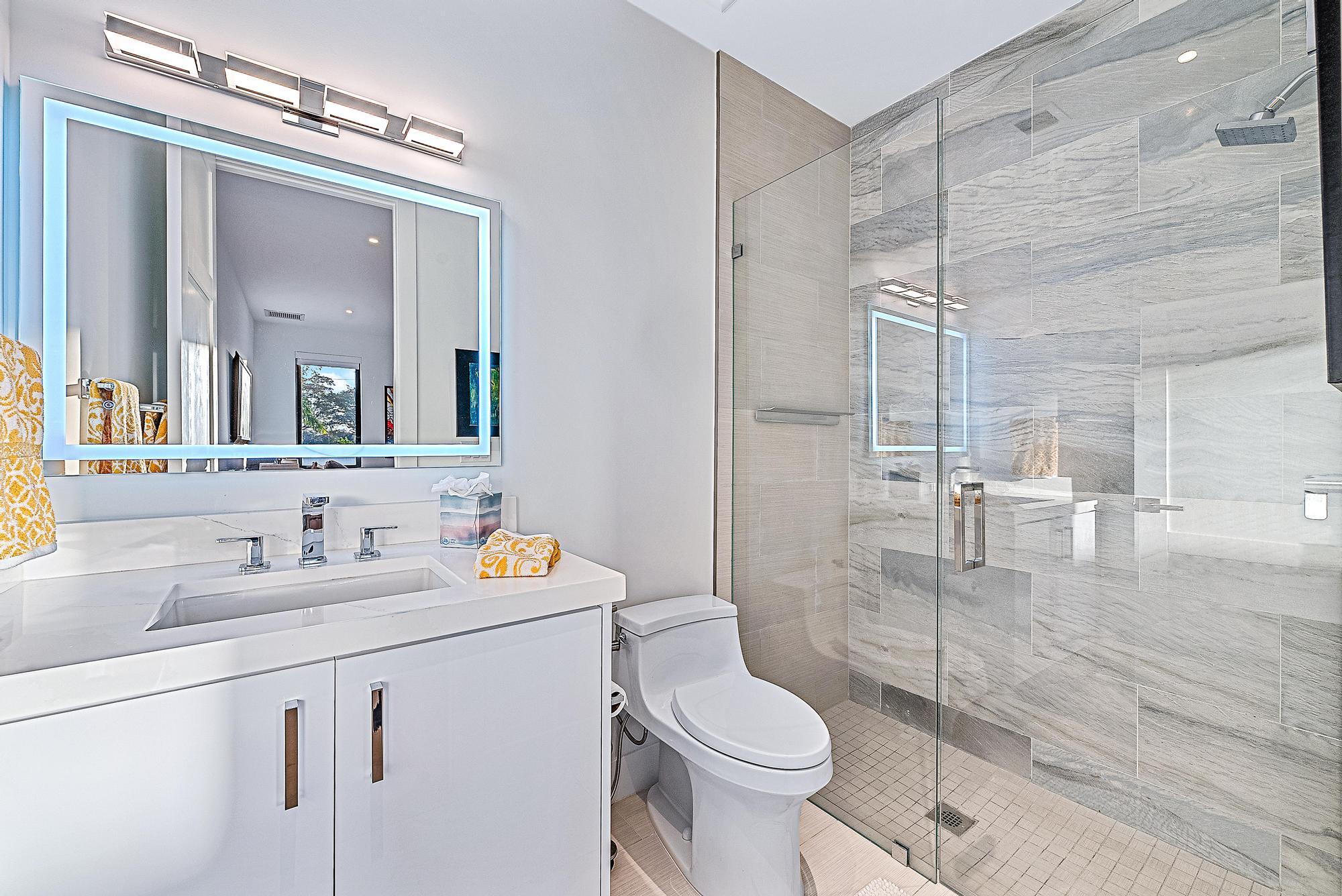 MIRAMAR SHORES - Residential