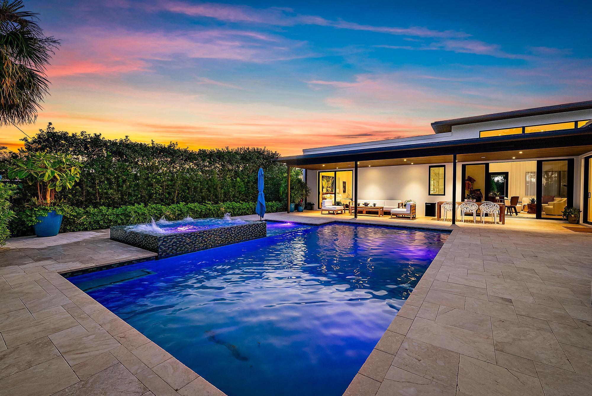 MIRAMAR SHORES - Residential